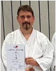 http://www.karate-tsv-ummendorf.de/images/155/593072/DieterGleinser.jpg?t=1388345759